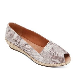 Gentle Souls Lissa Ruffled Wedge Light Purple Snake Print Open Toe Slip On Shoe